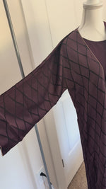 Load and play video in Gallery viewer, Majestic Abaya
